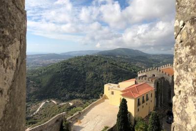 Walk through Palmela